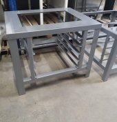 Подставка под конвекционную печь с направляющими, углерод. сталь, сварная. Новая.