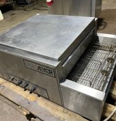 Печь для пиццы Holman 318HX конвейерная